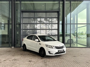 Седан Kia Rio 2013 года, 690000 рублей, Уфа