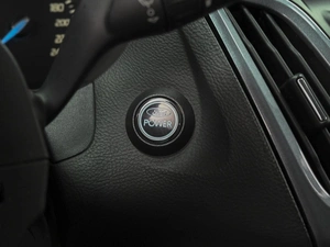 Хетчбэк Ford Focus 2012 года, 881000 рублей, Ставрополь