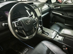 Седан Toyota Camry 2016 года, 2049000 рублей, Ачинск