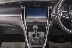 Внедорожник Toyota Harrier 2018 года, 3149000 рублей, Томск