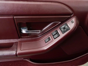 Купе Ford Thunderbird 1992 года, 1250444 рублей, Москва