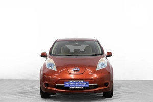 Хетчбэк Nissan Leaf 2013 года, 939000 рублей, Барнаул