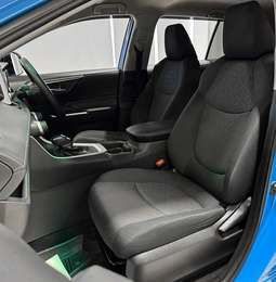 Внедорожник Toyota RAV4 2020 года, 2630000 рублей, Красноярск