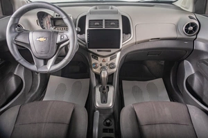 Седан Chevrolet Aveo 2012 года, 649000 рублей, Томск