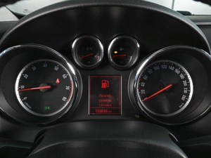 Хетчбэк Opel Astra 2012 года, 799000 рублей, Аксай