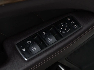 Седан Mercedes-benz CLS-класс 2012 года, 2839444 рублей, Москва