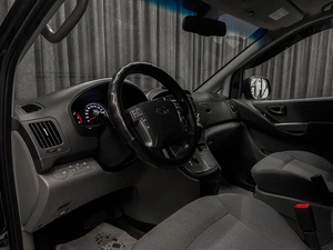 Минивэн Hyundai H-1 2021 года, 2970000 рублей, Красноярск