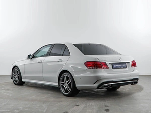 Седан Mercedes-benz E-класс 2013 года, 2283444 рублей, Москва