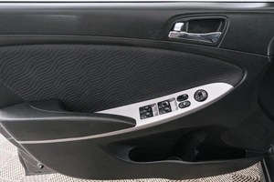 Седан Hyundai Solaris 2011 года, 849000 рублей, Красноярск