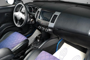 Внедорожник Mitsubishi Outlander 2011 года, 1099000 рублей, Тюмень