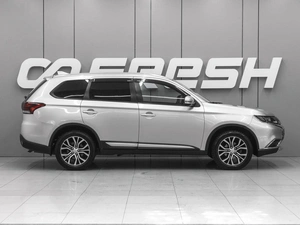 Внедорожник Mitsubishi Outlander 2018 года, 2199000 рублей, Ростов-на-Дону