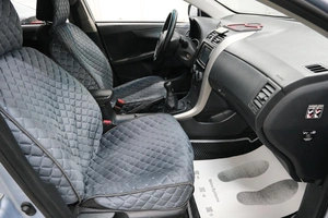 Седан Toyota Corolla 2008 года, 869000 рублей, Омск