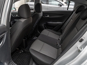 Хетчбэк Kia Rio X-Line 2018 года, 1649000 рублей, Краснодар