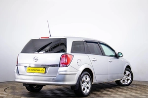 Универсал Opel Astra 2010 года, 649000 рублей, Пермь