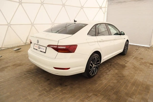 Седан Volkswagen Jetta 2019 года, 1999000 рублей, Обнинск