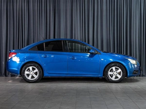 Седан Chevrolet Cruze 2011 года, 699000 рублей, Волгоград