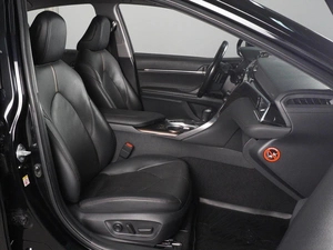 Седан Toyota Camry 2018 года, 3125000 рублей, Минеральные Воды