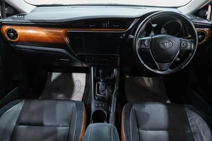 Хетчбэк Toyota Auris 2015 года, 1599000 рублей, Новокузнецк