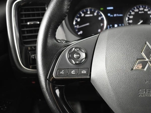 Внедорожник Mitsubishi Outlander 2016 года, 1797900 рублей, Казань