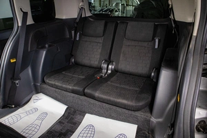 Минивэн Toyota Isis 2013 года, 1269000 рублей, Сургут