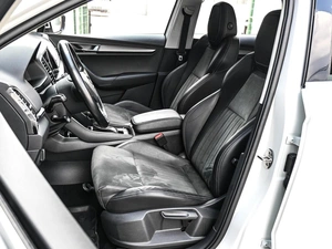 Внедорожник Skoda Karoq 2020 года, 2329000 рублей, Кирилловка