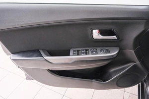 Седан Kia Rio 2017 года, 1299000 рублей, Красноярск