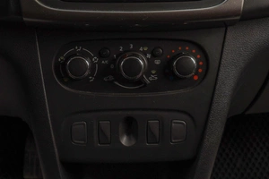 Хетчбэк Renault Sandero Stepway 2020 года, 1359000 рублей, Челябинск