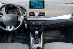Седан Renault Fluence 2011 года, 525000 рублей, Солонцы