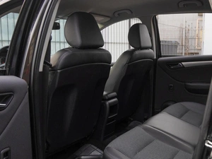 Хетчбэк Mercedes-benz B-класс 2011 года, 930000 рублей, Волгоград