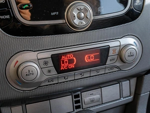 Хетчбэк Ford Focus 2011 года, 800000 рублей, Краснодар