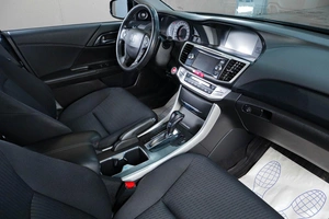 Седан Honda Accord 2013 года, 1699000 рублей, Тюмень