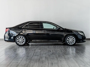 Седан Toyota Camry 2012 года, 1599000 рублей, Саратов
