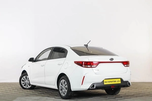 Седан Kia Rio 2021 года, 1459000 рублей, Тюмень