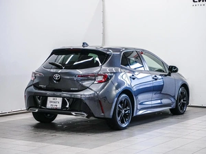 Хетчбэк Toyota Corolla 2021 года, 2050000 рублей, Красноярск