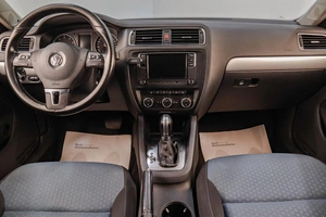 Седан Volkswagen Jetta 2013 года, 1179000 рублей, Челябинск