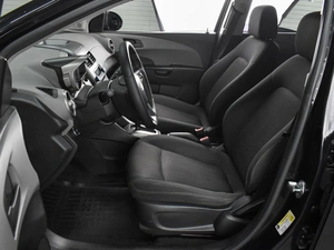 Седан Chevrolet Aveo 2013 года, 689000 рублей, Воронеж