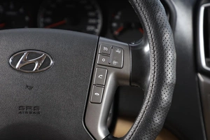 Минивэн Hyundai H-1 2021 года, 2949000 рублей, Новосибирск