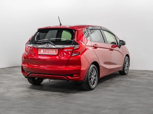 Хетчбэк Honda Fit 2018 года, 1250000 рублей, Красноярск