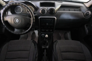 Внедорожник Renault Duster 2012 года, 899000 рублей, Омск