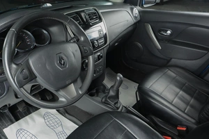 Хетчбэк Renault Sandero Stepway 2018 года, 929000 рублей, Тюмень