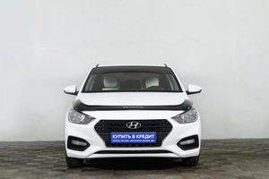 Седан Hyundai Solaris 2018 года, 1169000 рублей, Сургут