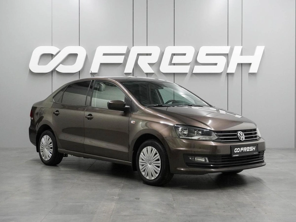 Седан Volkswagen Polo 2015 года, 1074000 рублей, Воронеж