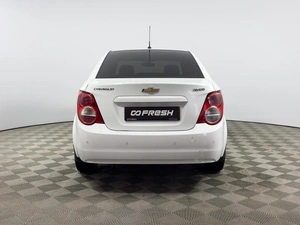 Седан Chevrolet Aveo 2014 года, 570000 рублей, Казань