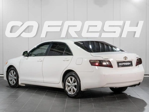 Седан Toyota Camry 2011 года, 1129000 рублей, Сургут