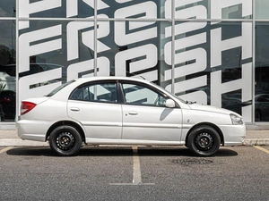 Седан Kia Rio 2005 года, 260000 рублей, Краснодар
