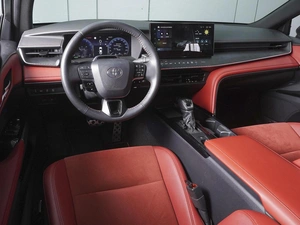 Седан Toyota Camry 2024 года, 3940000 рублей, Ростов-на-Дону