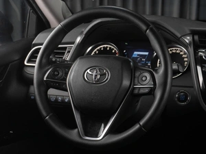 Седан Toyota Camry 2019 года, 2189000 рублей, Тюмень