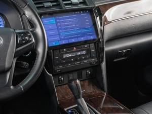 Седан Toyota Camry 2016 года, 1979000 рублей, Сургут