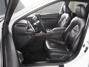 Седан Toyota Camry 2019 года, 2899000 рублей, Красный Пахарь