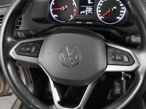 Лифтбек Volkswagen Polo 2021 года, 1590000 рублей, Тюмень